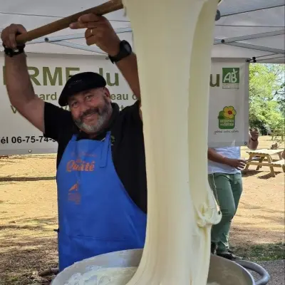 La Ferme du Lévezou : producteur de foie gras de canard et de veaux : vente de foie gras cru, foie gras mi-cuit, foie gras en conserve et vente de produits transformés de veau